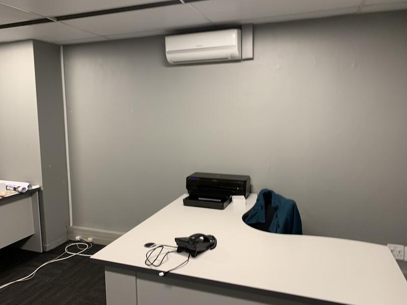 To Let Commercial Property for Rent in Paarden Eiland Western Cape